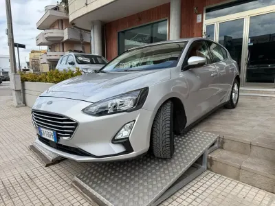 Usata Ford Focus Titanium 125 CV (91 kW) 2021 Grigio Berlina