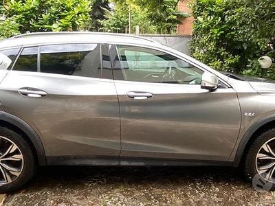 Grigio Usata 2016 Infiniti QX30 Premium SUV | 16.600 €