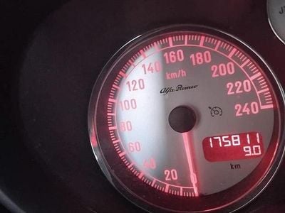 Nero Usata 2007 Alfa Romeo 147 Distinctive Utilitaria | 2800 € (Buon prezzo)