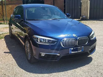 Usata BMW 120 Efficient Dynamics 190 CV (139 kW) 2018 Blu/azzurro Utilitaria