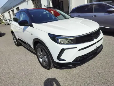 Nuova Opel Grandland X 136 CV (100 kW) 2025 Bianco SUV