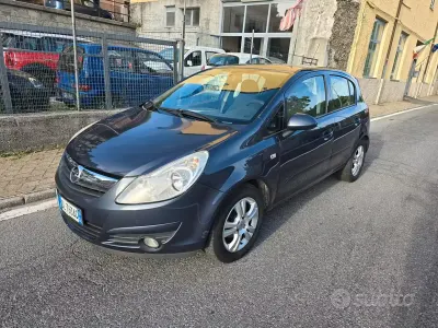 Usata Opel Corsa Club 80 CV (58 kW) 2009 Blu Utilitaria