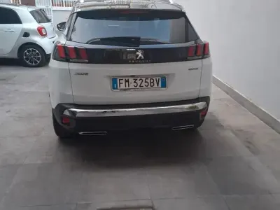 Usata Peugeot 3008 GT-line 120 CV (88 kW) 2017 Bianco SUV