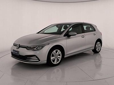 Occasion VW Golf VIII Life 116 ch (85 kW) 2022 Argent Berline