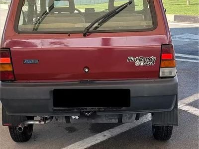 Usata Fiat Panda 4x4 50 CV (36 kW) 1987 Rosso Utilitaria