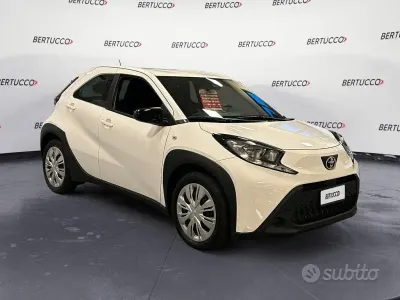 Usata Toyota Aygo X Active 72 CV (52 kW) 2023 Bianco SUV