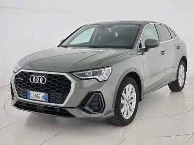 Usata Audi Q3 Sportback Business Plus 150 CV (110 kW) 2022 Grigio scuro SUV