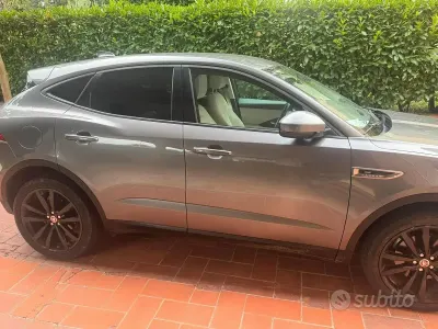 Usata Jaguar E-Pace SE 150 CV (110 kW) 2018 Grigio SUV