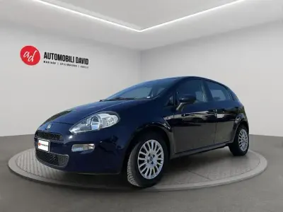 Occasion Fiat Punto Street 95 ch (69 kW) 2016 Bleue Citadine