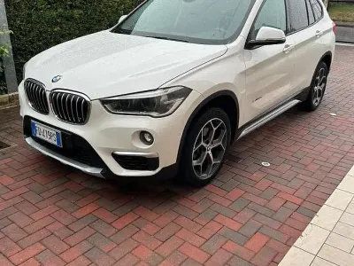 Usata BMW X1 xLine 150 CV (110 kW) 2016 Bianco SUV