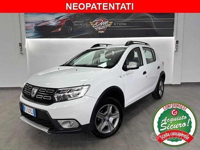 Usata Dacia Sandero Stepway 90 CV (66 kW) 2017 Bianco Berlina