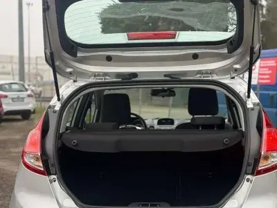 Usata Ford Fiesta Titanium 95 CV (69 kW) 2016 Bianco Utilitaria
