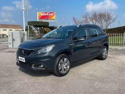 Usata Peugeot 2008 Active 74 CV (54 kW) 2018 Grigio SUV