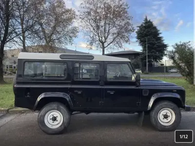 Usata Land Rover Defender SE 122 CV (89 kW) 2009 Furgone