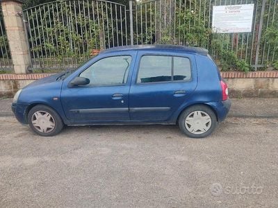 Renault Clio II