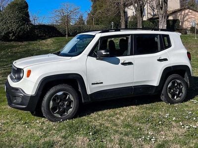 Usata Jeep Renegade Sport 120 CV (88 kW) 2016 Bianco SUV