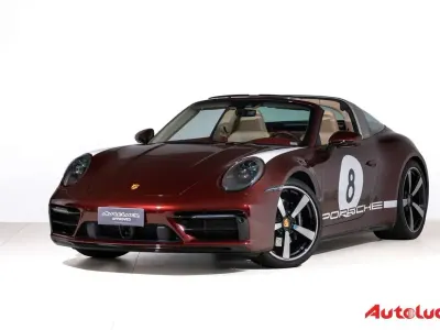 Usata Porsche 992 Edition 450 CV (330 kW) 2021 Rosso ciliegia metallizzato Cabrio
