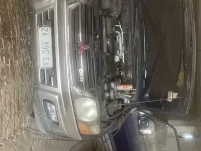Usata Mitsubishi Pajero 160 CV (117 kW) 2000 SUV