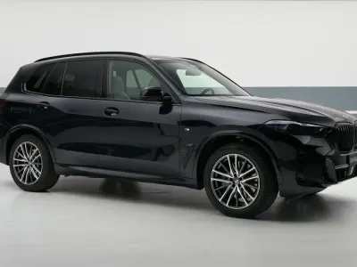 Usata BMW X5 M Sport 286 CV (210 kW) 2024 Blu metallizzato SUV