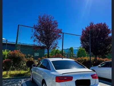 Usado Audi A6 140 CV (102 kW) 2014 Gris Berlina