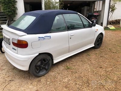 Usata Fiat Punto Cabriolet 1996 Bianco Cabrio