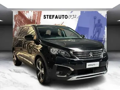 Usata Peugeot 5008 Allure 131 CV (96 kW) 2019 Nero SUV