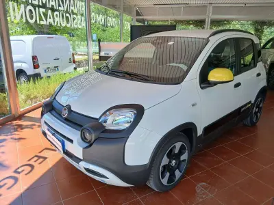 Usata Fiat Panda 69 CV (50 kW) 2025 Bianco gelato Utilitaria