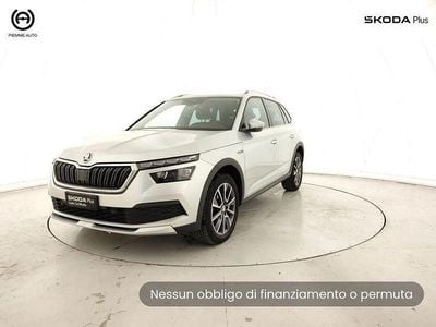 Usata Skoda Kamiq ScoutLine 110 CV (80 kW) 2023 Argento SUV