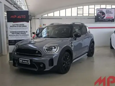 Usata Mini Cooper S 220 CV (161 kW) 2020 Grigio Utilitaria