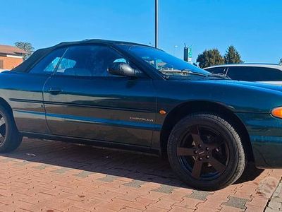 Usata Chrysler Stratus 133 CV (97 kW) 1997 Verde Cabrio
