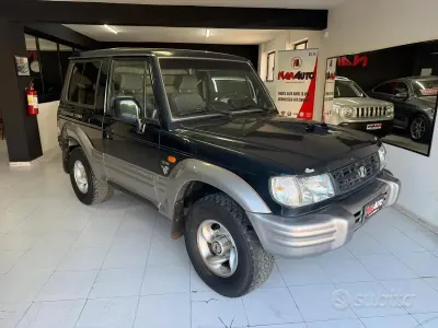 Usata Hyundai Galloper 100 CV (73 kW) 1999 Verde SUV
