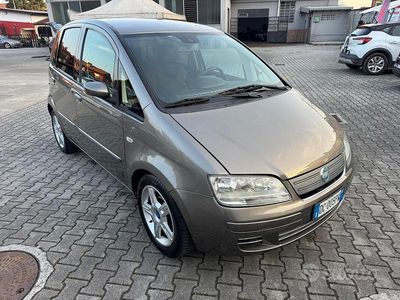 Usata Fiat Idea Emotion 2006 Grigio Monovolume