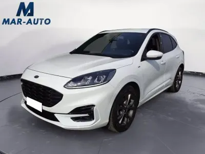 Usata Ford Kuga ST-Line 190 CV (139 kW) 2022 Bianco SUV