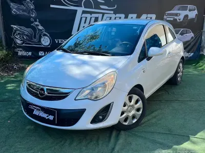 Usata Opel Corsa 86 CV (63 kW) 2012 Bianco Utilitaria