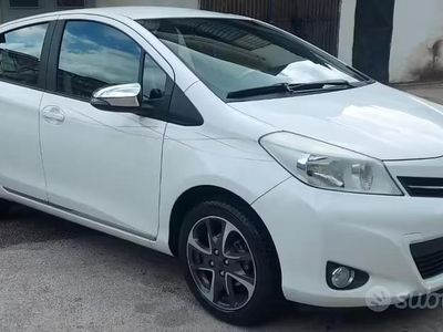 Usata Toyota Yaris 65 CV (47 kW) 2013 Utilitaria