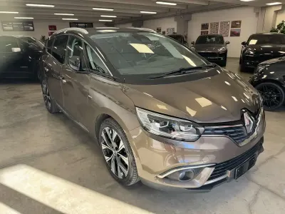 Usata Renault Grand Scénic IV Bose Edition 160 CV (117 kW) 2017 Marrone Monovolume
