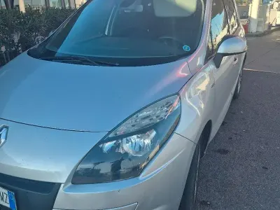 Usata Renault Scenic E-Tech 110 CV (80 kW) 2011 Monovolume