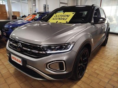 Usata VW T-Roc Style 110 CV (80 kW) 2022 Pyrit silver met / metallizzato SUV