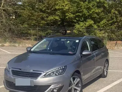 Usata Peugeot 308 150 CV (110 kW) 2016 Grigio Station wagon