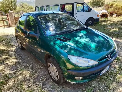 Usata Peugeot 206 75 CV (55 kW) 2002 Berlina
