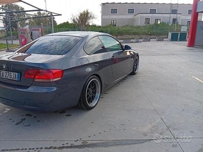 Usata BMW 320 177 CV (130 kW) 2011 Coupé