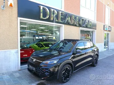 Nuova VW T-Roc R-line 150 CV (110 kW) 2026 Nero SUV