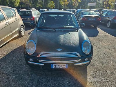 Begagnad Mini Cooper 90 HK (66 kW) 2003 Grön Halvkombi