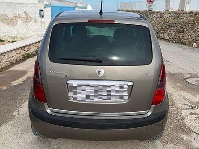 Usata Lancia Musa 90 CV (66 kW) 2007 Marrone Monovolume