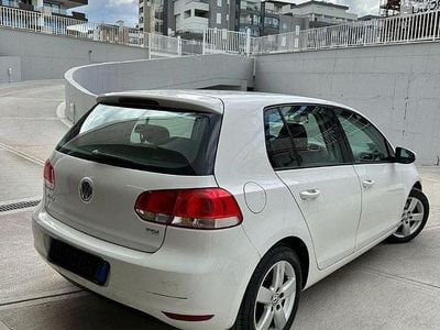 Usata VW Golf VII 105 CV (77 kW) 2012 Bianco Berlina