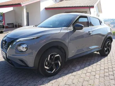 Usata Nissan Juke N-Connecta 143 CV (105 kW) 2023 Grigio SUV