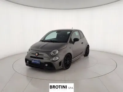 Usata Abarth 595 Esseesse 180 CV (132 kW) 2019 Grigio metallizzato Utilitaria