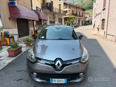 Usata Renault Clio IV 90 CV (66 kW) 2015 Grigio Berlina