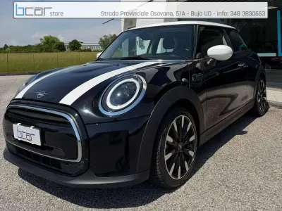 Usata Mini Cooper 136 CV (100 kW) 2021 Nero Utilitaria