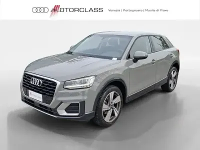 Usata Audi Q2 Admired 116 CV (85 kW) 2020 Grigio SUV